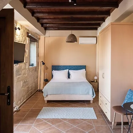 ヴィラ Prinus Country Retreat Apokoronas, Heated Pool, 13km From The Sea *