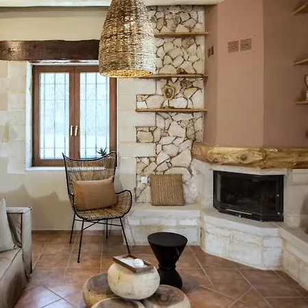 Prinus Country Retreat Apokoronas, Heated Pool, 13km From The Sea * Embrósneros