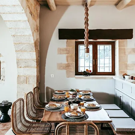 Prinus Country Retreat Apokoronas, Heated Pool, 13km From The Sea