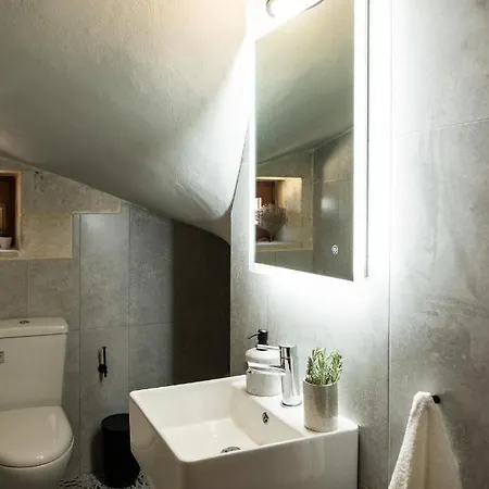 ヴィラ Prinus Country Retreat Apokoronas, Heated Pool, 13km From The Sea Embrósneros