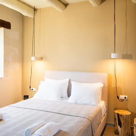 Prinus Country Retreat Apokoronas, Heated Pool, 13km From The Sea