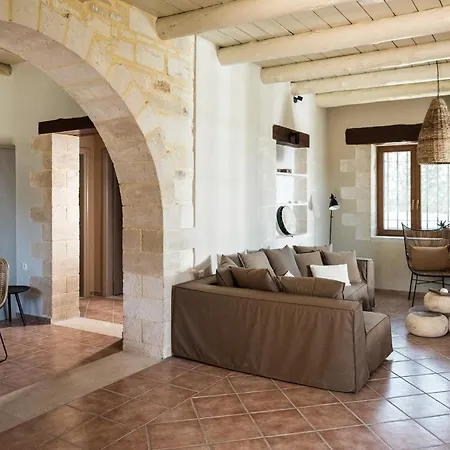 Prinus Country Retreat Apokoronas, Heated Pool, 13km From The Sea 빌라