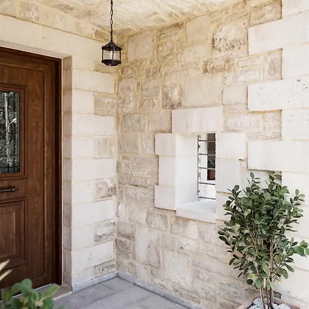 빌라 Prinus Country Retreat Apokoronas, Heated Pool, 13km From The Sea *